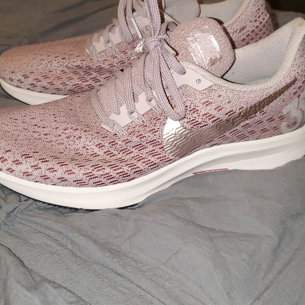 Light purple Nike Zoom Pegasus 35